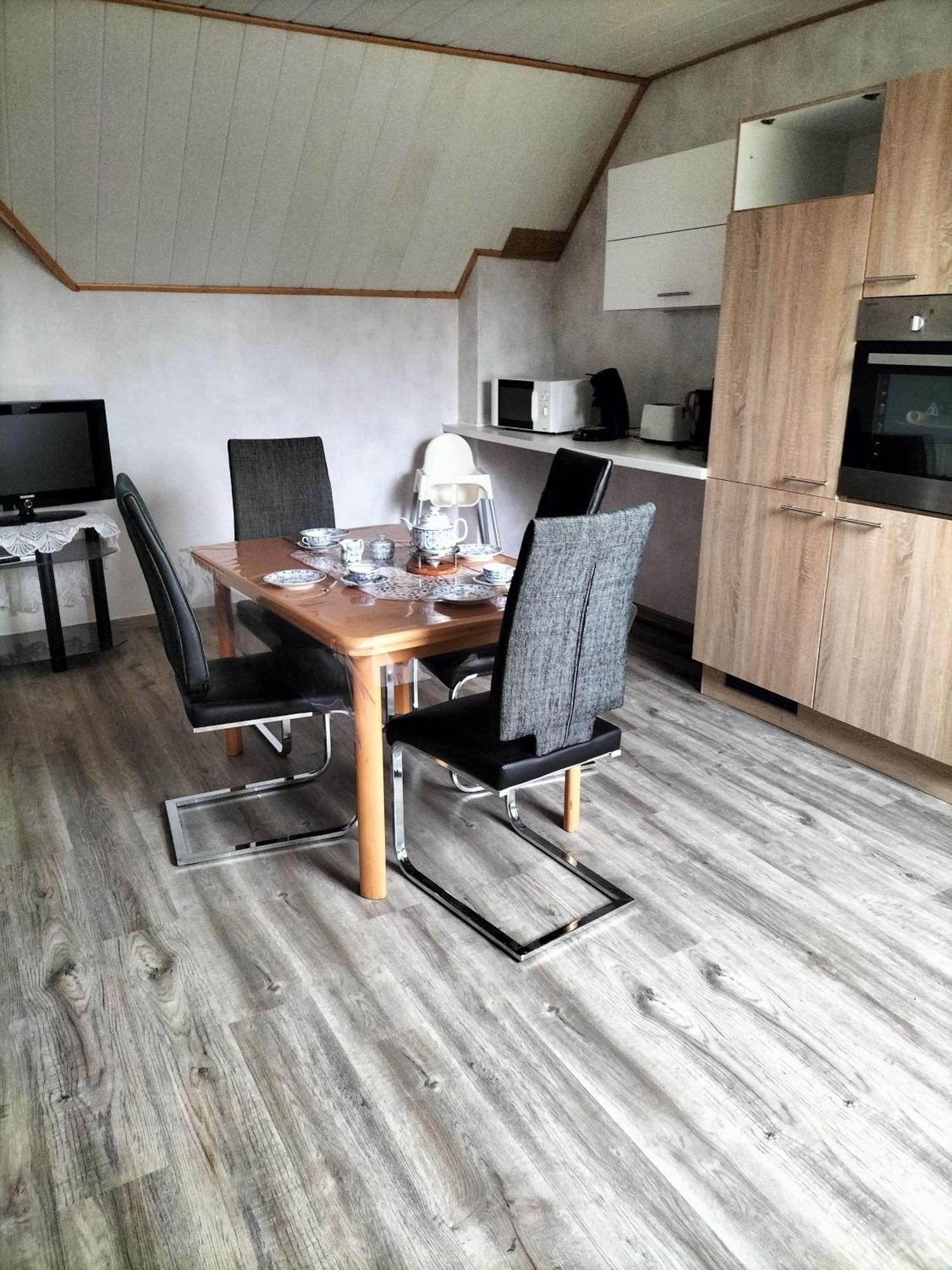 Ferienwohnung Behrends, 15178 Leer Buitenkant foto